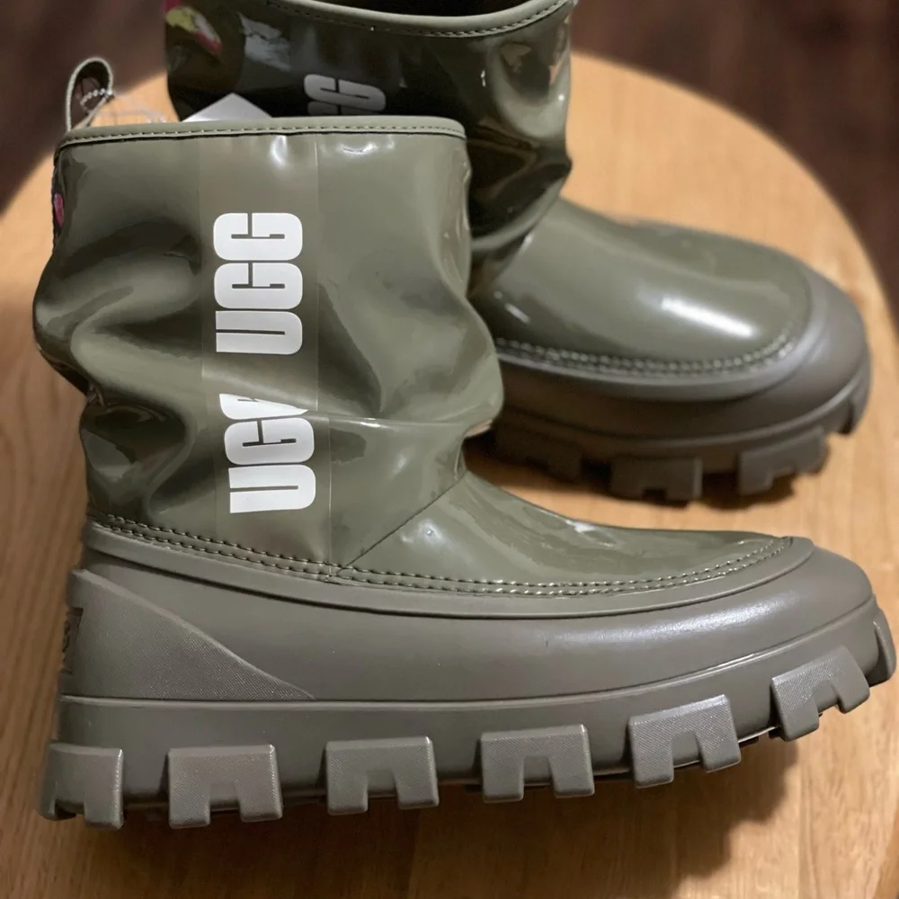 UGG Australia Women's Classic Brellah Waterproof Mini Boots Olive Green Shoes - Picture 2 of 14